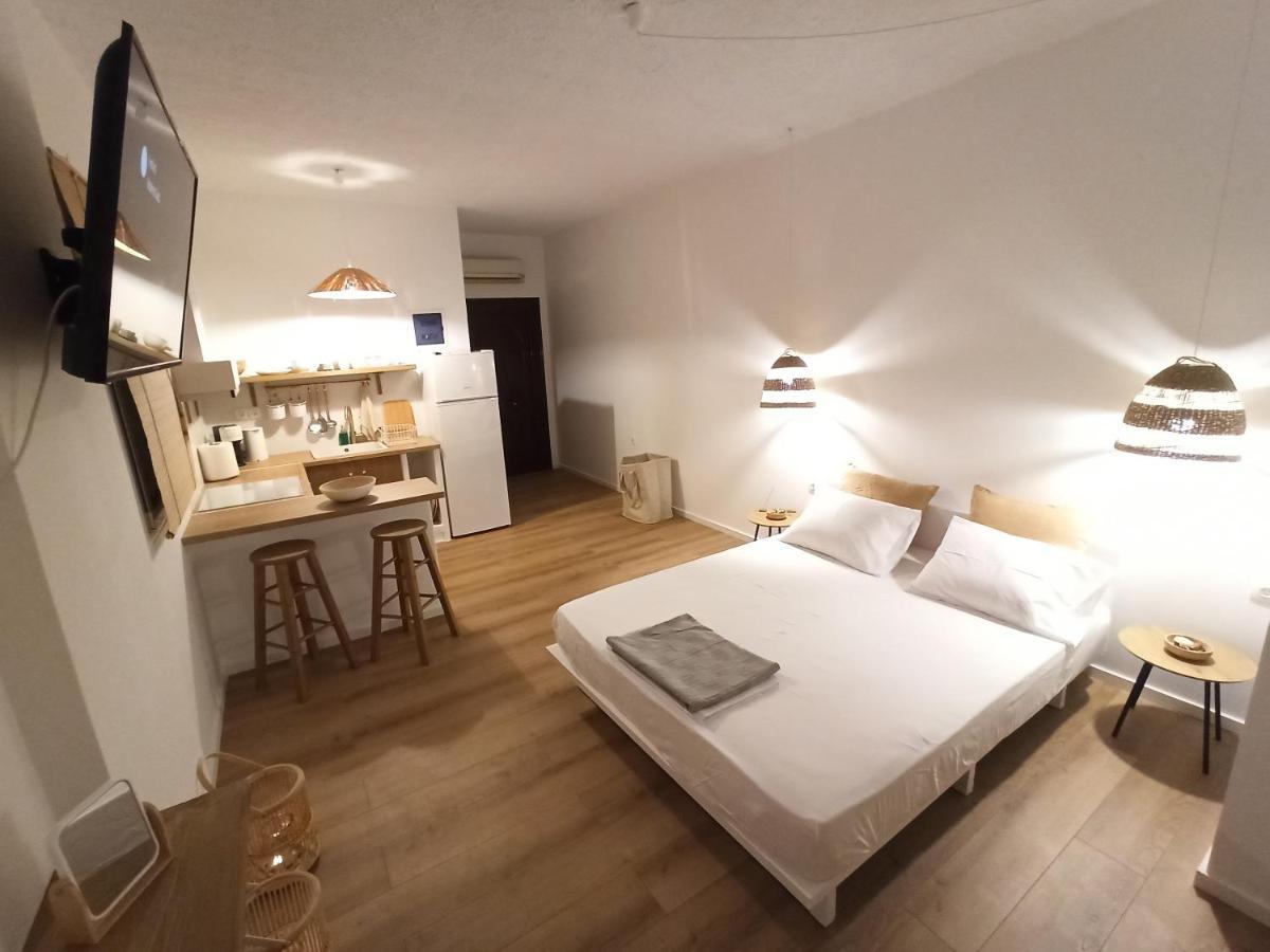 Harmony Apartment Poros Town Bagian luar foto