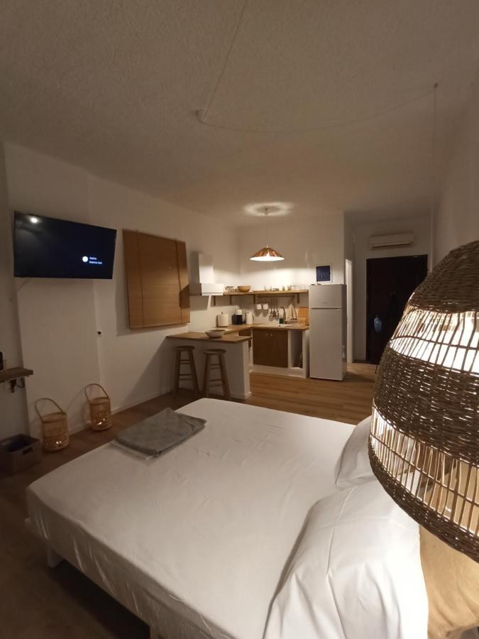 Harmony Apartment Poros Town Bagian luar foto